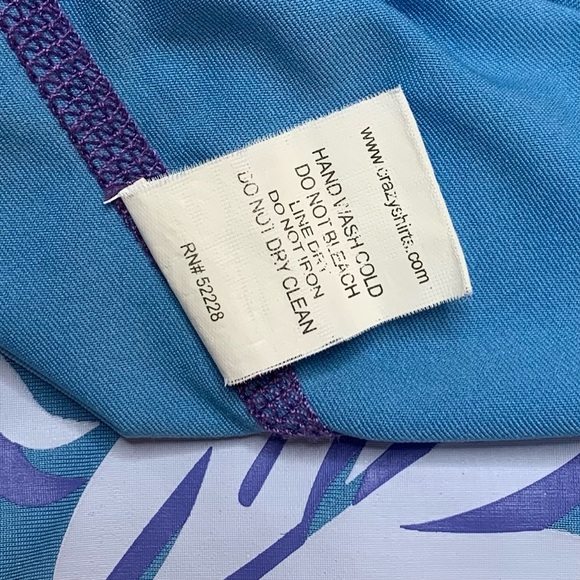 Crazy Shirts UV Water Shirt Short Sleeve Rash Guard - Picture 11 of 12